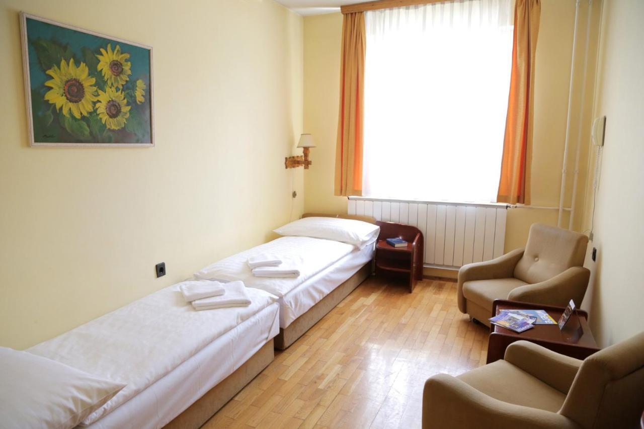 Hotel Bara Gellert Budapest Exterior photo